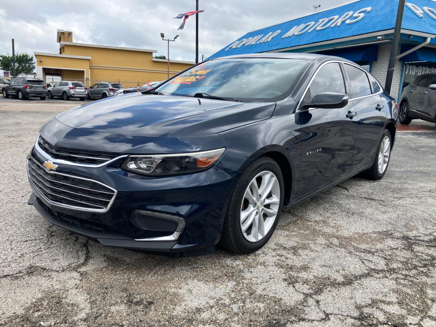 2018 BLUE /BLACK Chevrolet Malibu LT (1G1ZD5ST2JF) with an 1.5L L4 DOHC 16V engine, 6A transmission, located at 1842 Wirt Road, Houston, TX, 77055, (713) 973-3903, 29.805330, -95.484787 - Photo#0