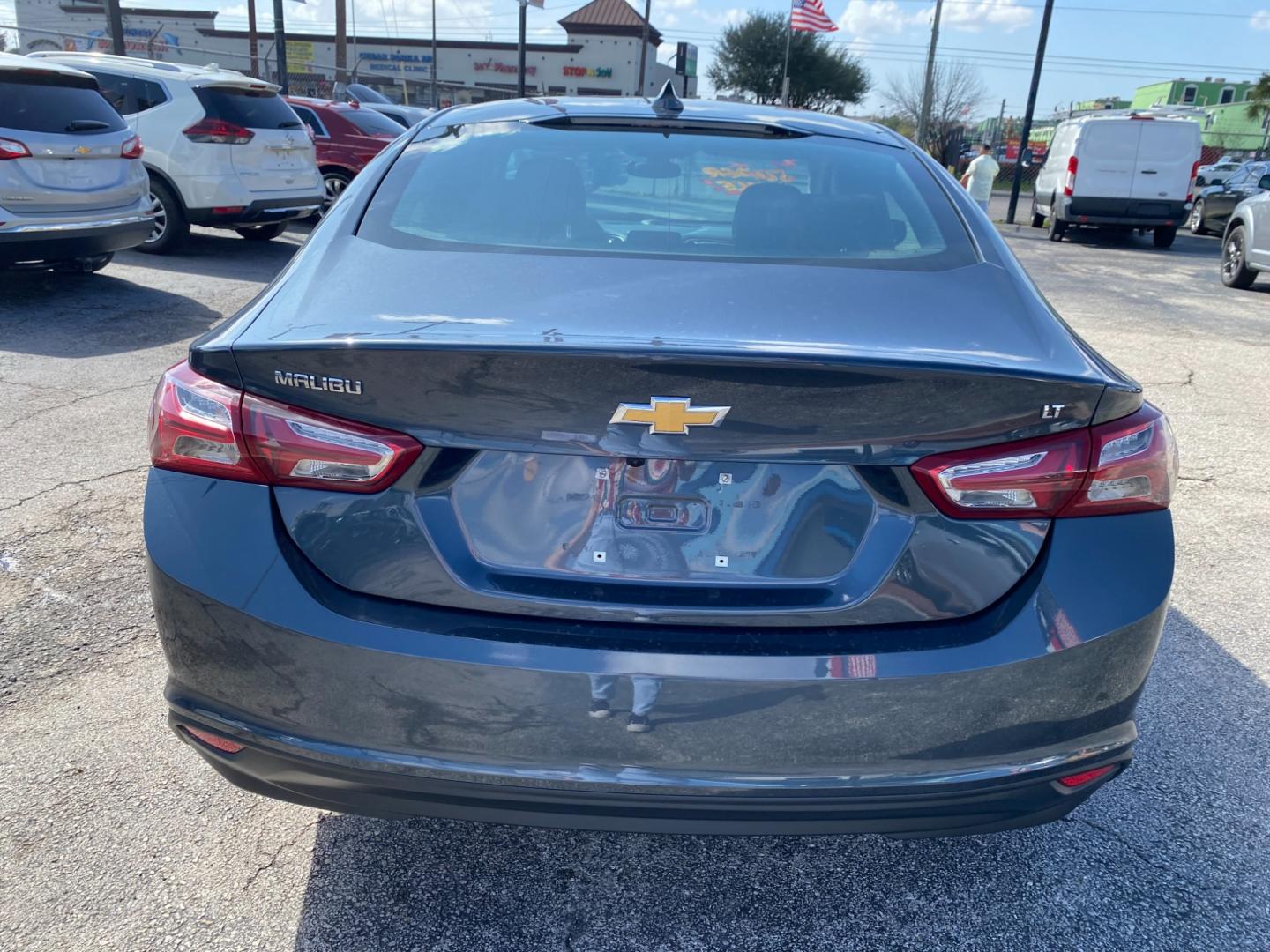 2021 Gray /GRAY Chevrolet Malibu LT (1G1ZD5ST6MF) with an 1.5L L4 DOHC 16V engine, 6A transmission, located at 1842 Wirt Road, Houston, TX, 77055, (713) 973-3903, 29.805330, -95.484787 - Photo#2