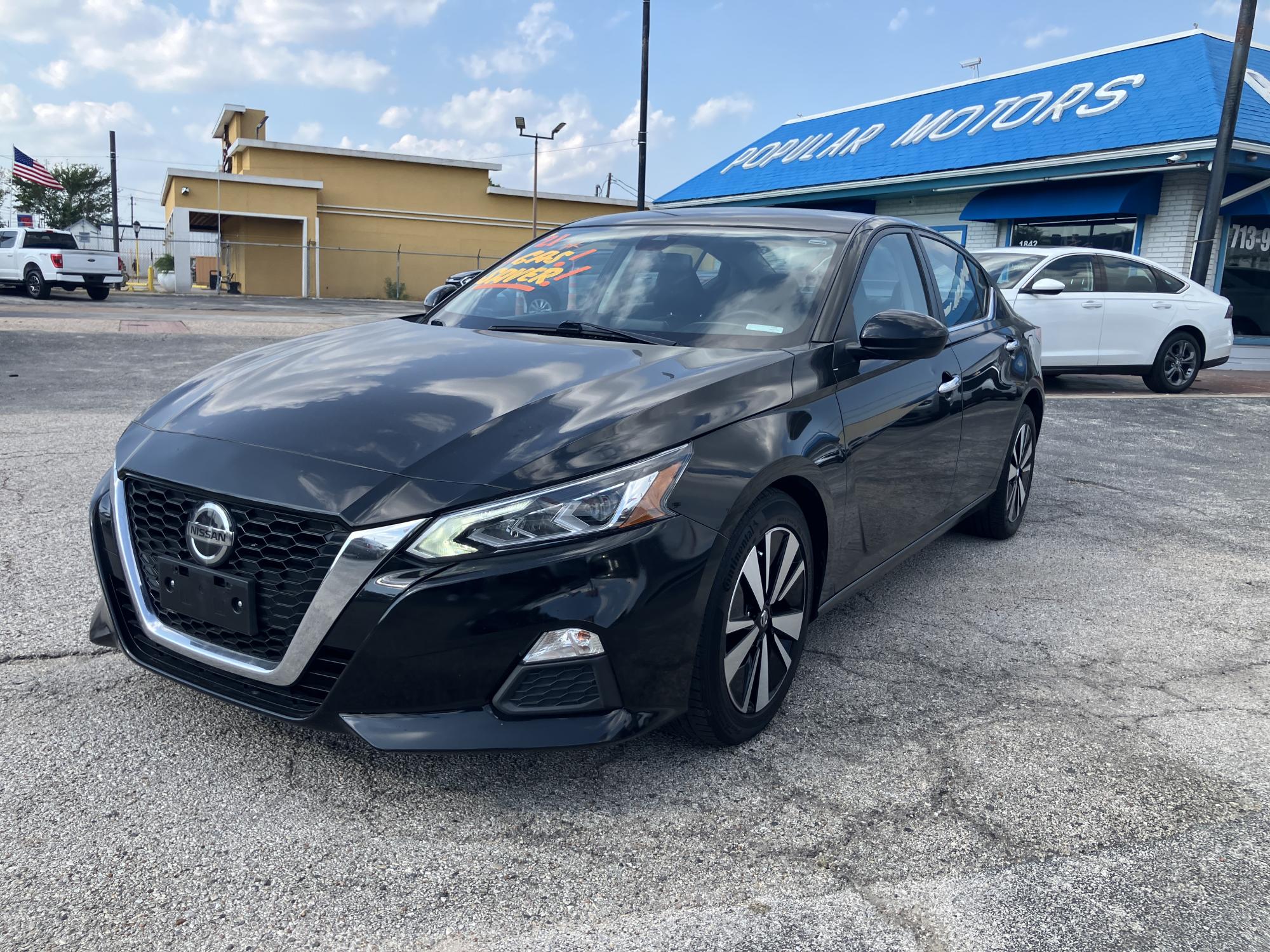 photo of 2021 Nissan Altima 2.5 SV