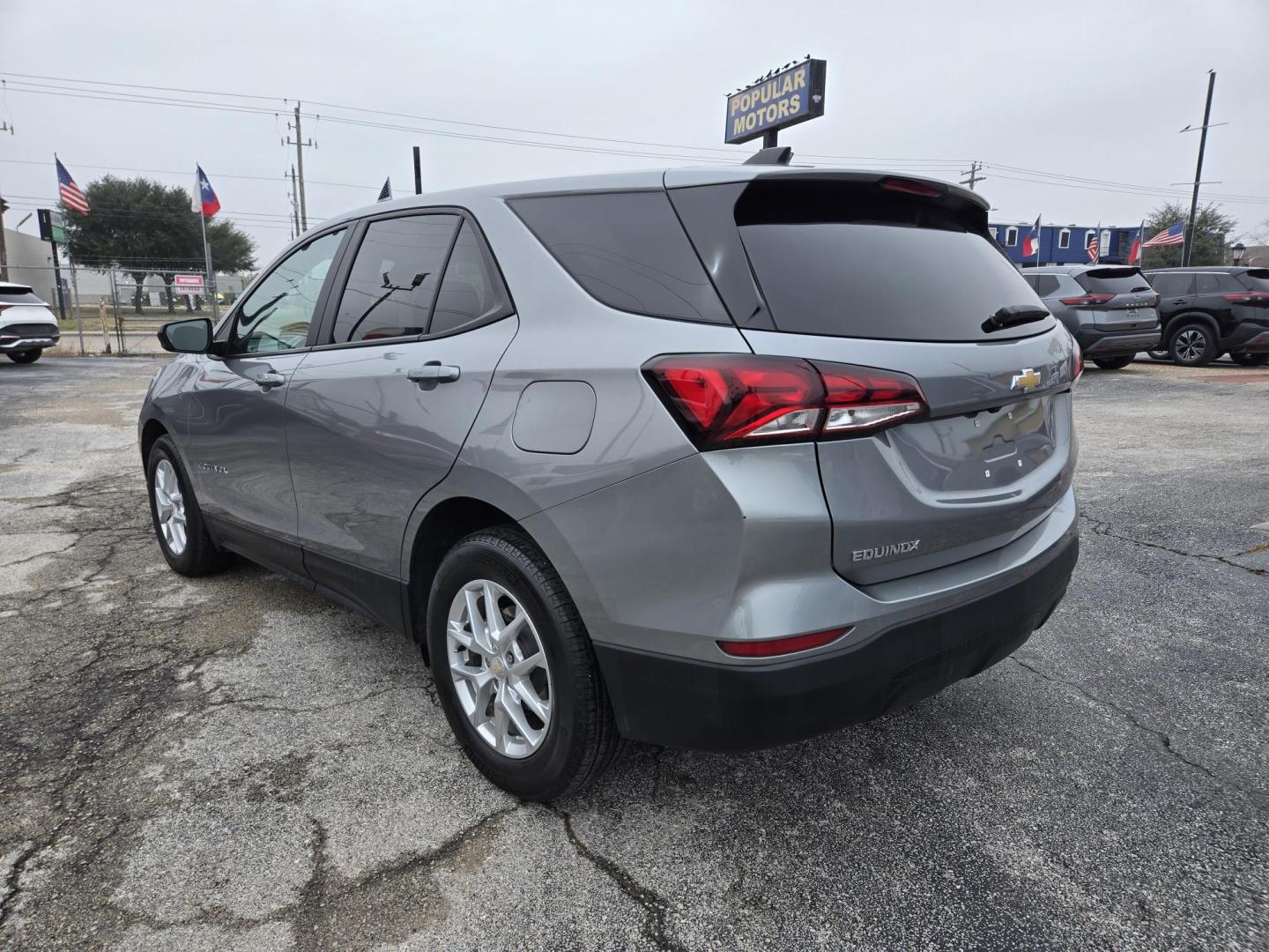 2023 Gray /SILVER Chevrolet Equinox (3GNAXHEG6PL) , located at 1842 Wirt Road, Houston, TX, 77055, (713) 973-3903, 29.805330, -95.484787 - Photo#2