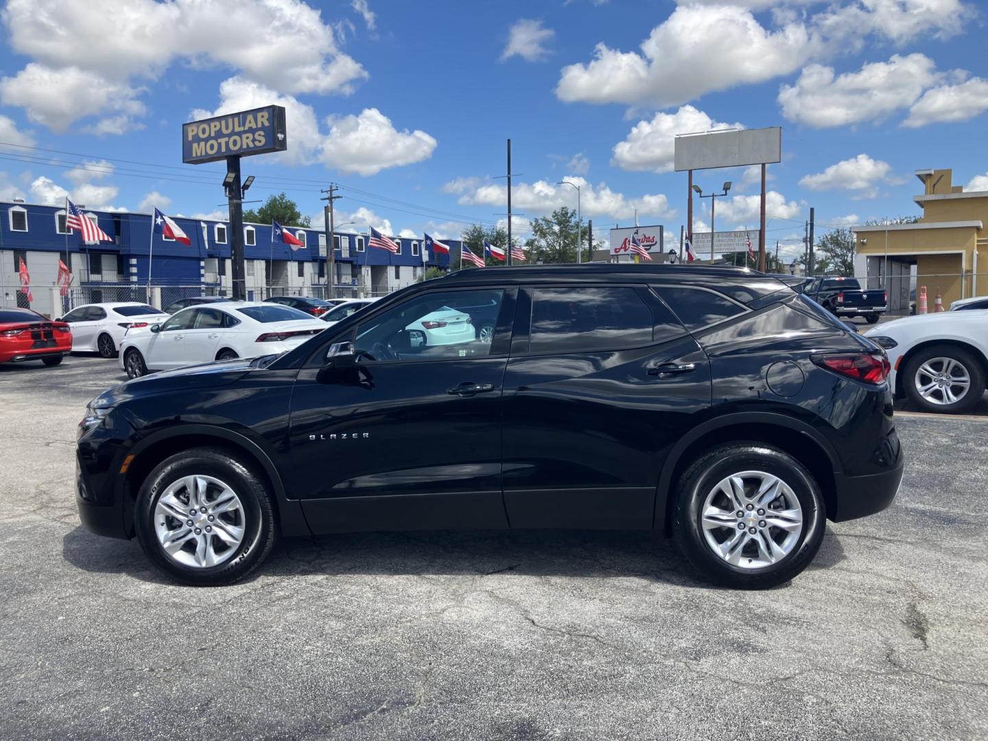 2022 Black /Black Chevrolet Blazer 2LT (3GNKBCR45NS) with an 2.0L L4 DOHC 16 TURBO engine, 9A transmission, located at 1842 Wirt Road, Houston, TX, 77055, (713) 973-3903, 29.805330, -95.484787 - Photo#1