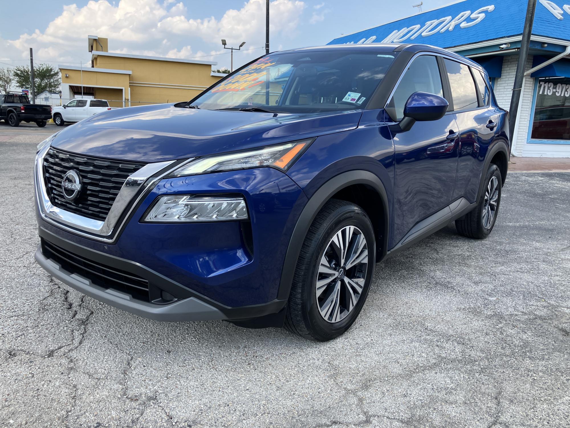 photo of 2023 Nissan Rogue SV