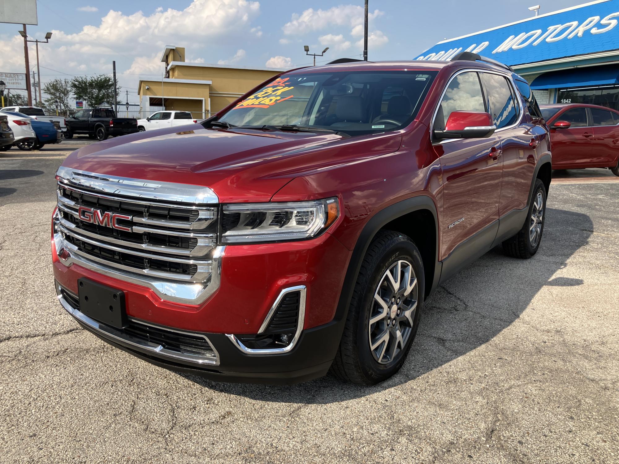 photo of 2023 GMC Acadia SLT AWD