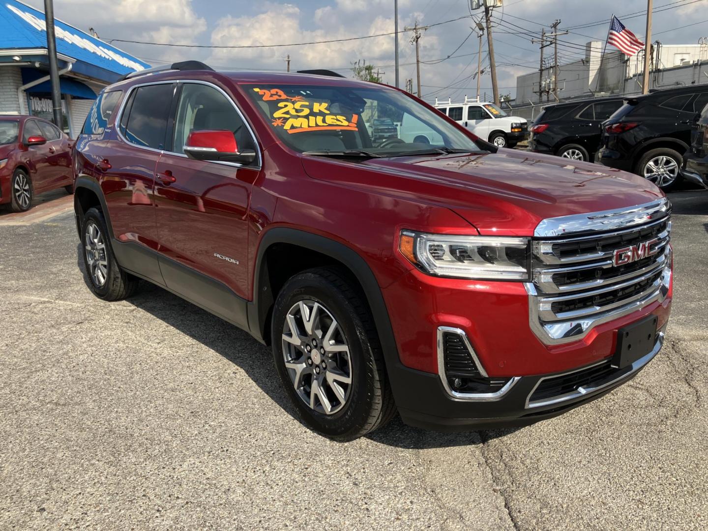 2023 Red /Gray GMC Acadia SLT AWD (1GKKNUL47PZ) with an 2.0L L4 DOHC 16V TURBO engine, 9A transmission, located at 1842 Wirt Road, Houston, TX, 77055, (713) 973-3903, 29.805330, -95.484787 - Photo#6