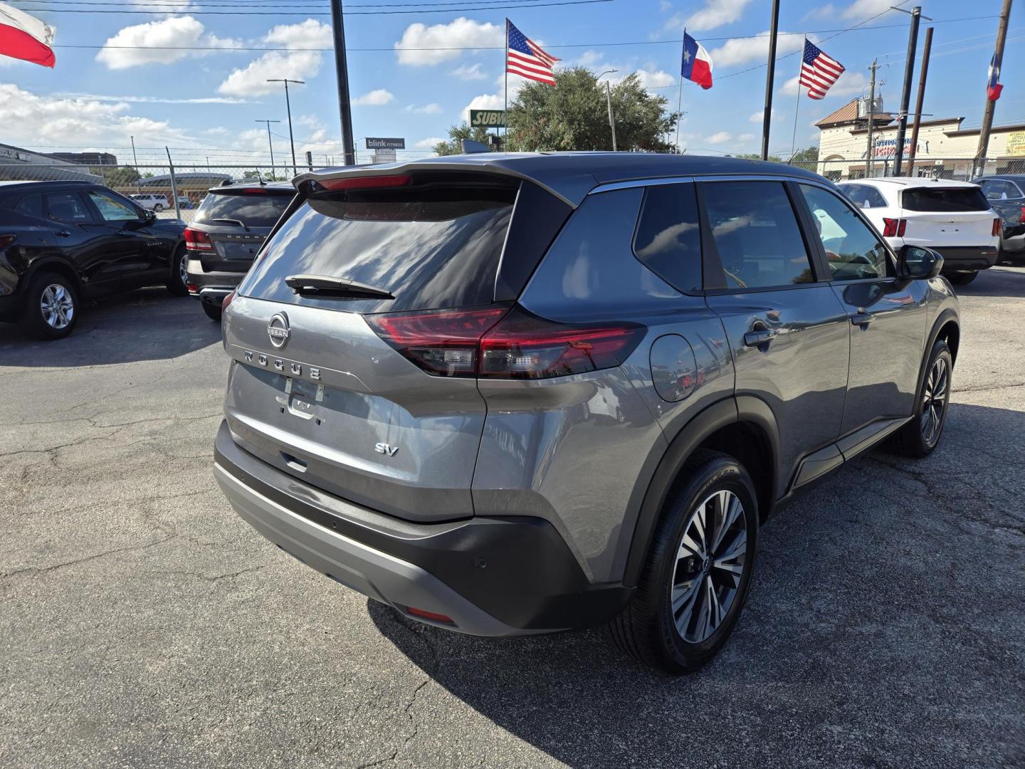 2023 Gray Nissan Rogue SV (5N1BT3BA5PC) with an 2.5L L4 DOHC 16V engine, CVT transmission, located at 1842 Wirt Road, Houston, TX, 77055, (713) 973-3903, 29.805330, -95.484787 - Photo#4