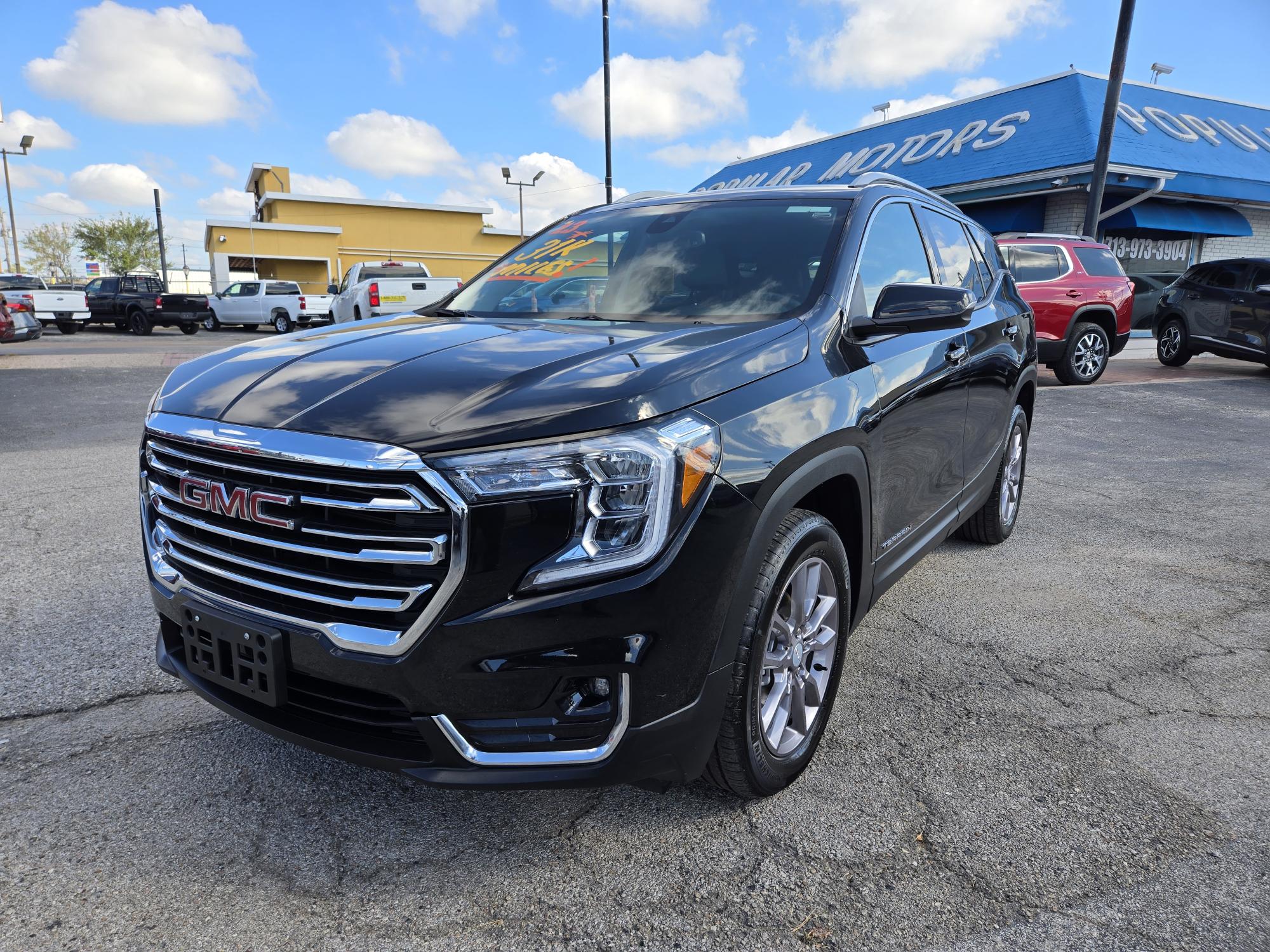 photo of 2023 GMC Terrain SLT AWD