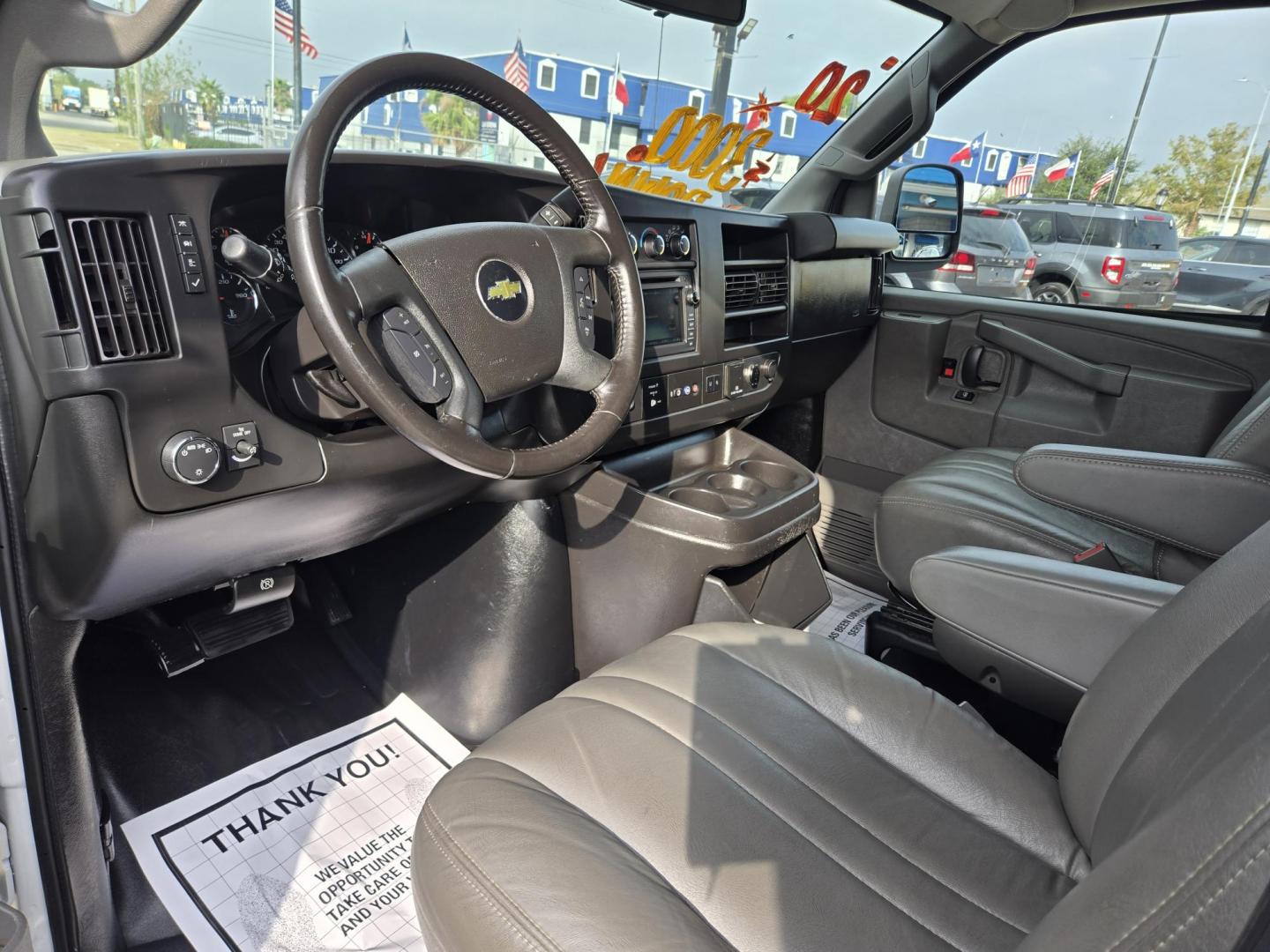 2020 White Chevrolet Express 2500 Cargo (1GCWGAFP7L1) with an 4.3L V6 engine, 6A transmission, located at 1842 Wirt Road, Houston, TX, 77055, (713) 973-3903, 29.805330, -95.484787 - Photo#8