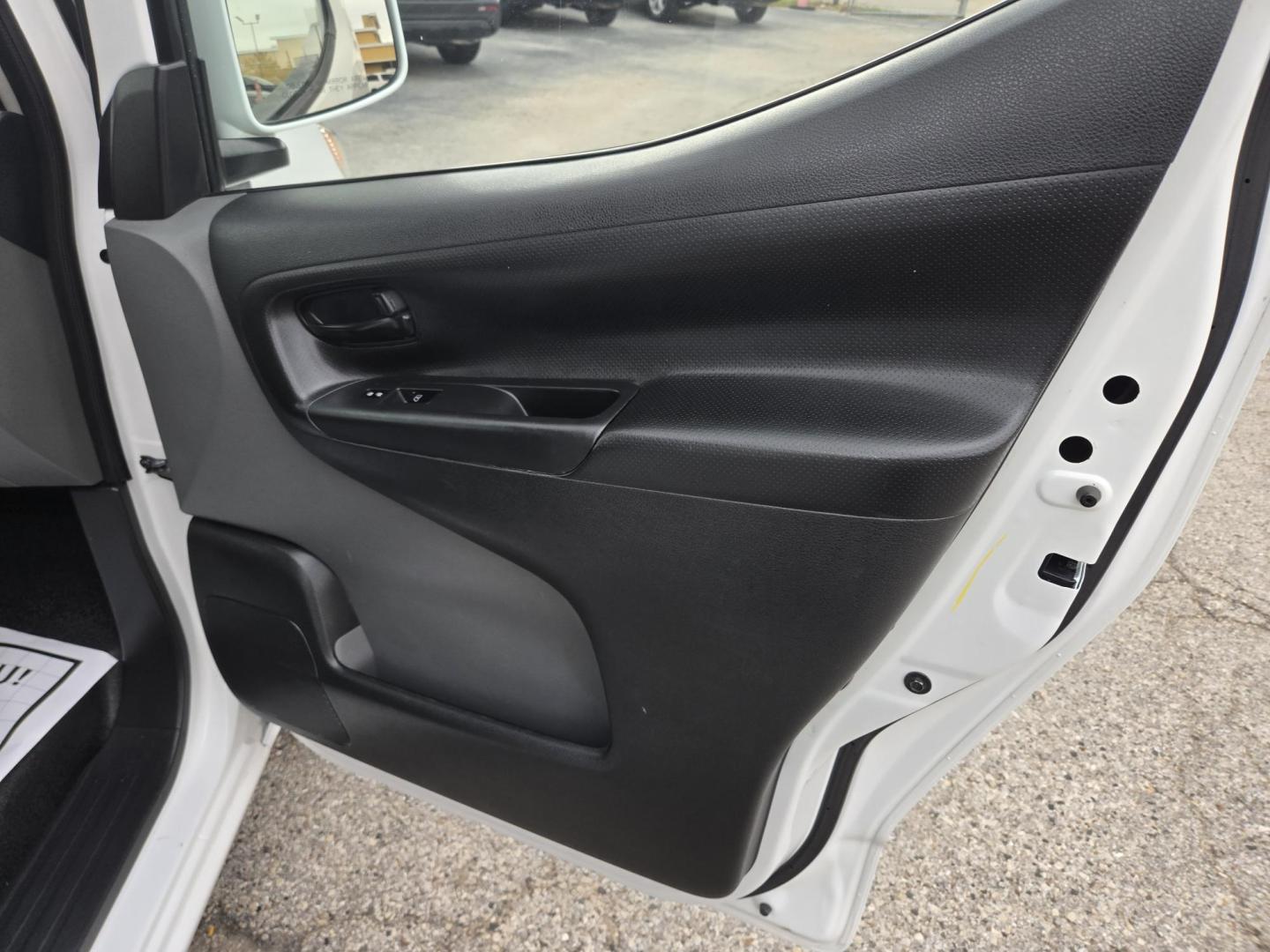 2021 White Nissan NV200 S (3N6CM0KN9MK) with an 2.0L L4 DOHC 16V engine, CVT transmission, located at 1842 Wirt Road, Houston, TX, 77055, (713) 973-3903, 29.805330, -95.484787 - Photo#17