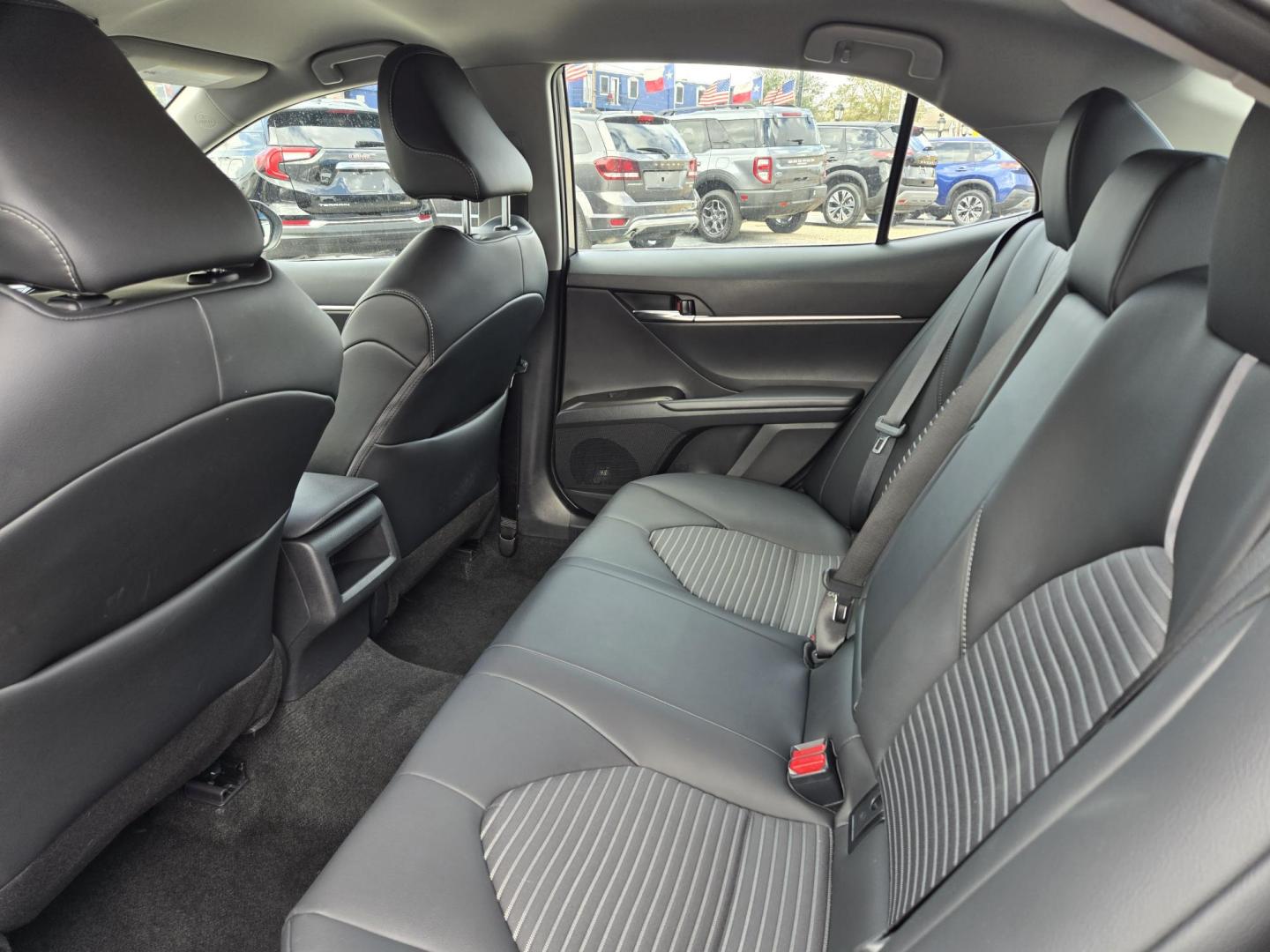 2024 Gray Toyota Camry SE (4T1G11AK7RU) with an 2.5L L4 DOHC 16V engine, 8A transmission, located at 1842 Wirt Road, Houston, TX, 77055, (713) 973-3903, 29.805330, -95.484787 - Photo#10