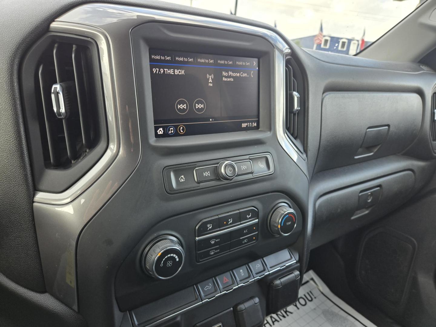 2020 White Chevrolet Silverado 1500 Work Truck Crew Cab Short Box 4WD (1GCPYAEH3LZ) with an 4.3L V6 engine, 6A transmission, located at 1842 Wirt Road, Houston, TX, 77055, (713) 973-3903, 29.805330, -95.484787 - Photo#18