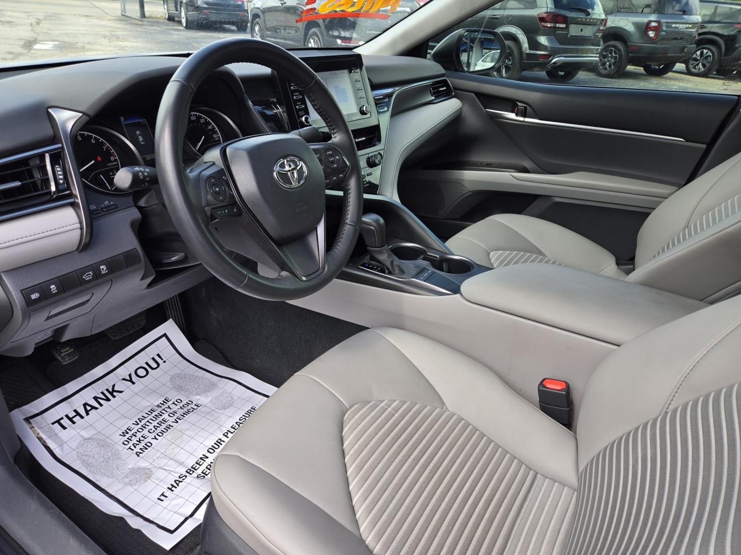 2023 Gray Toyota Camry SE (4T1G11AK9PU) with an 2.5L L4 DOHC 16V engine, 8A transmission, located at 1842 Wirt Road, Houston, TX, 77055, (713) 973-3903, 29.805330, -95.484787 - Photo#8