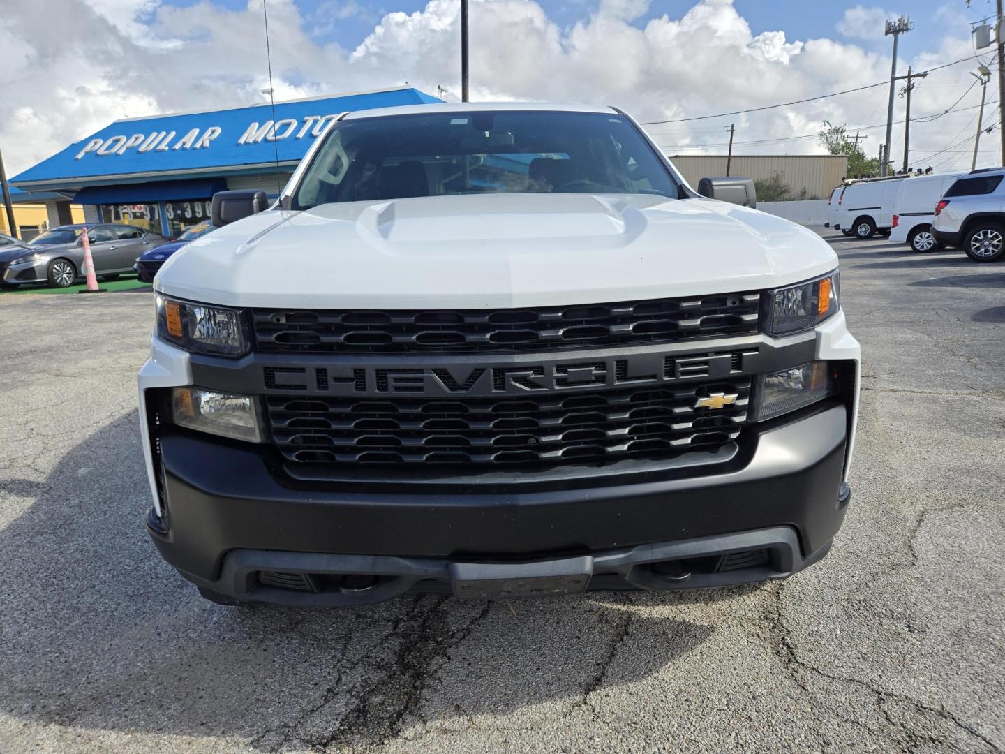 2020 White Chevrolet Silverado 1500 Work Truck Double Cab 4WD (1GCRYAEF8LZ) with an 5.3L V8 OHV 16V engine, 6A transmission, located at 1842 Wirt Road, Houston, TX, 77055, (713) 973-3903, 29.805330, -95.484787 - Photo#7