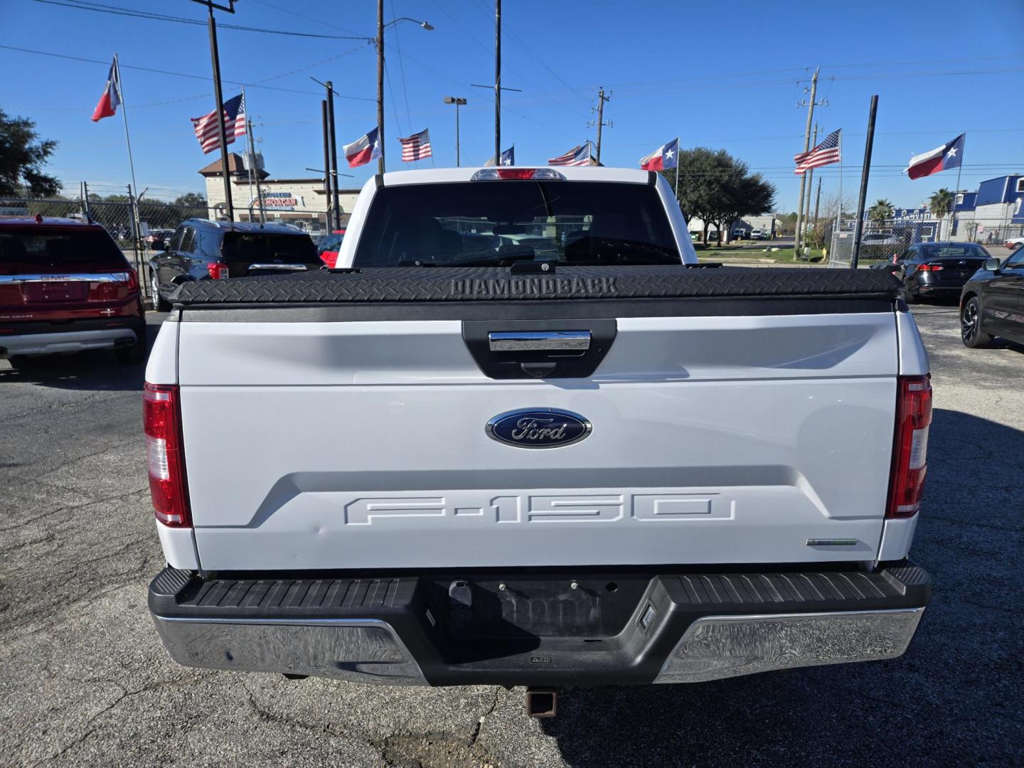 2020 White /Gray Ford F-150 XLT SuperCrew 6.5-ft. Bed 4WD (1FTEW1E42LK) with an 3.5L V6 TURBO engine, 6A transmission, located at 1842 Wirt Road, Houston, TX, 77055, (713) 973-3903, 29.805330, -95.484787 - Photo#3