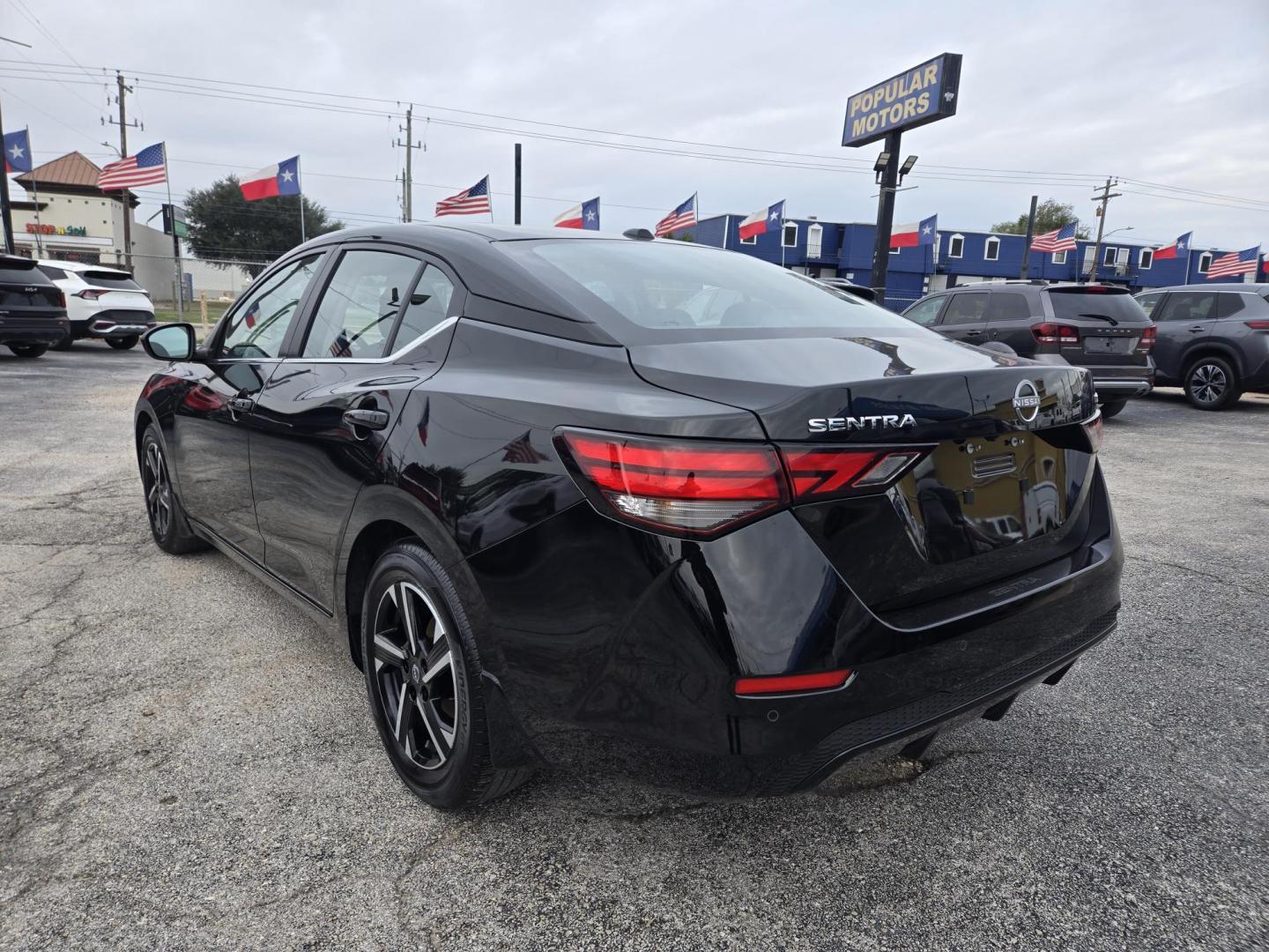 2024 Black /Black Nissan Sentra SV (3N1AB8CV1RY) with an 1.8L L4 SFI DOHC 16V engine, CVT transmission, located at 1842 Wirt Road, Houston, TX, 77055, (713) 973-3903, 29.805330, -95.484787 - Photo#2