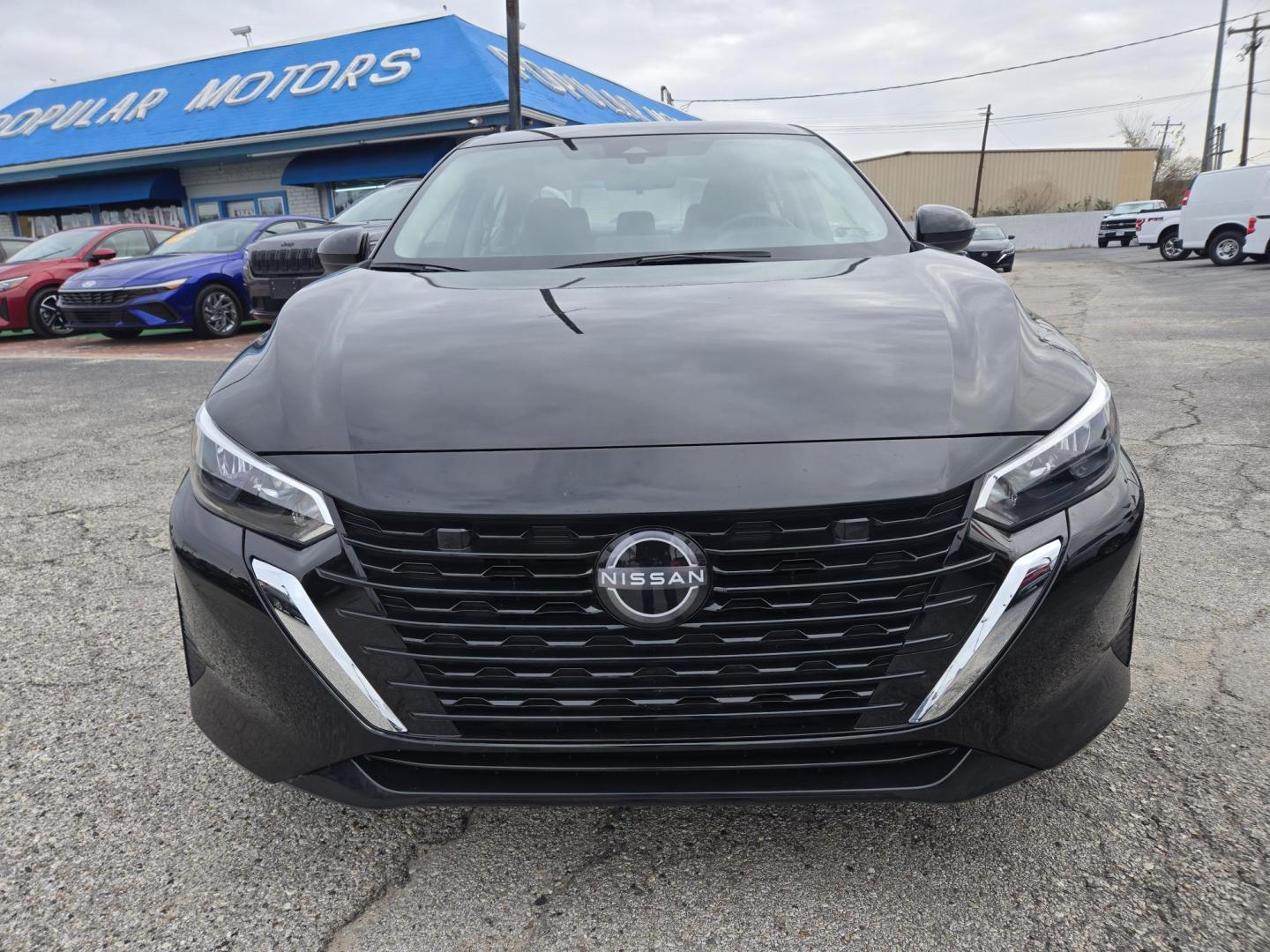 2024 Black /Black Nissan Sentra SV (3N1AB8CV1RY) with an 1.8L L4 SFI DOHC 16V engine, CVT transmission, located at 1842 Wirt Road, Houston, TX, 77055, (713) 973-3903, 29.805330, -95.484787 - Photo#7