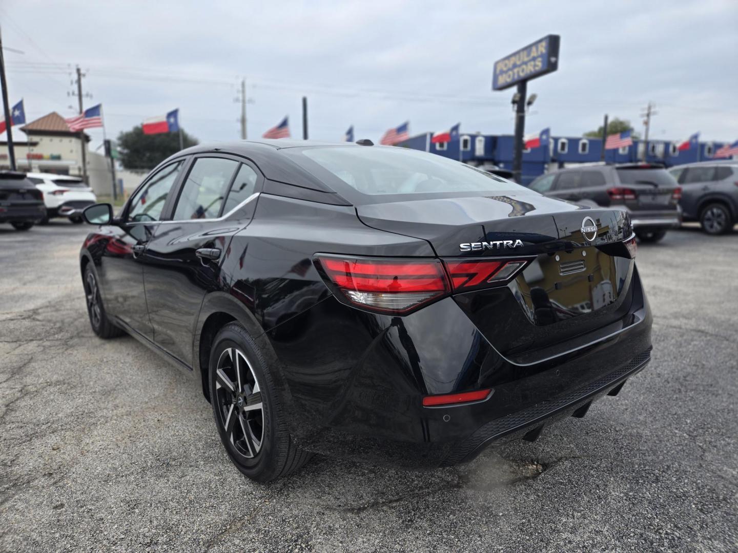 2024 Black /Black Nissan Sentra SV (3N1AB8CV3RY) with an 1.8L L4 SFI DOHC 16V engine, CVT transmission, located at 1842 Wirt Road, Houston, TX, 77055, (713) 973-3903, 29.805330, -95.484787 - Photo#2