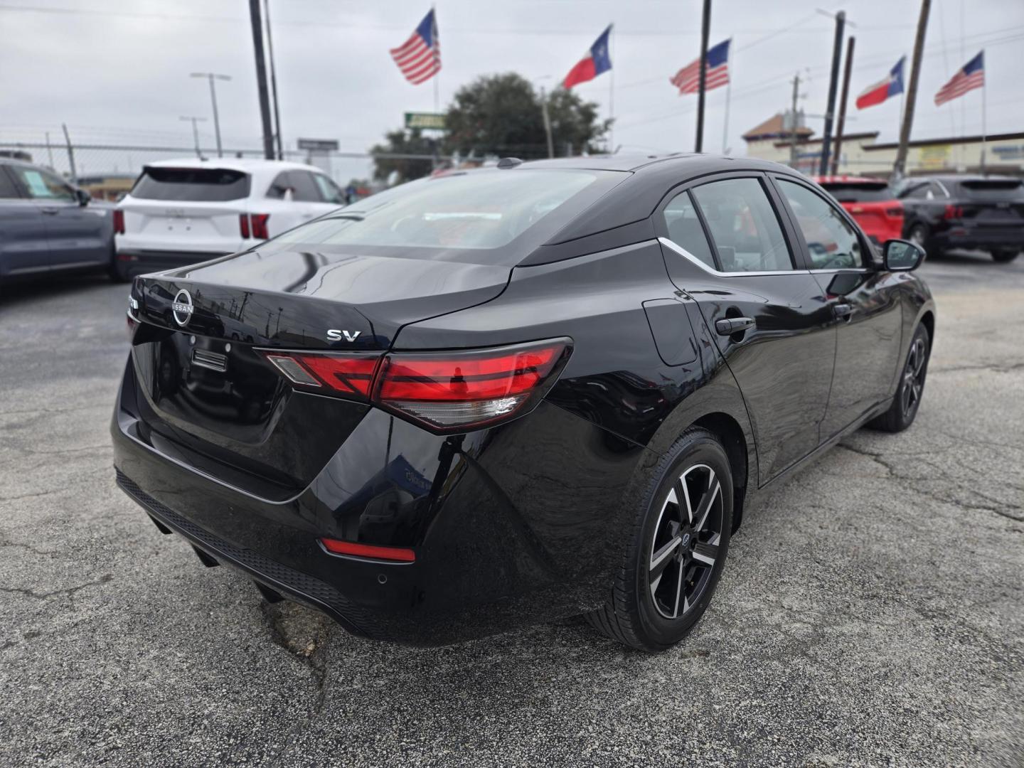 2024 Black /Black Nissan Sentra SV (3N1AB8CV3RY) with an 1.8L L4 SFI DOHC 16V engine, CVT transmission, located at 1842 Wirt Road, Houston, TX, 77055, (713) 973-3903, 29.805330, -95.484787 - Photo#4