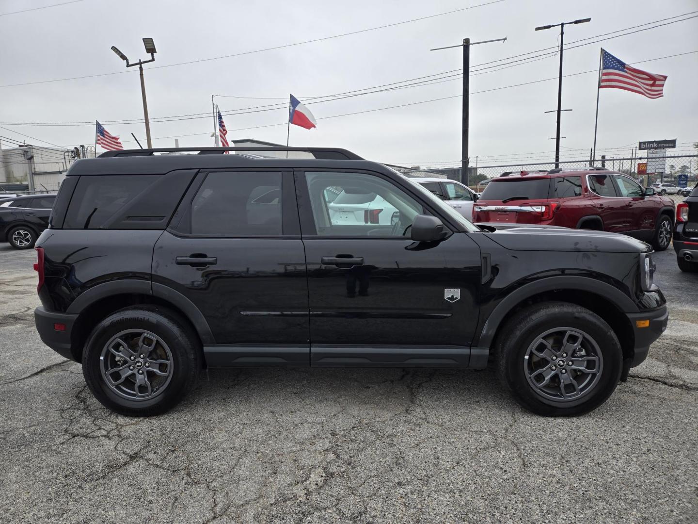 2024 Black /Gray Ford Bronco Sport Big Bend (3FMCR9B64RR) with an 1.5L L3 engine, 8A transmission, located at 1842 Wirt Road, Houston, TX, 77055, (713) 973-3903, 29.805330, -95.484787 - Photo#5